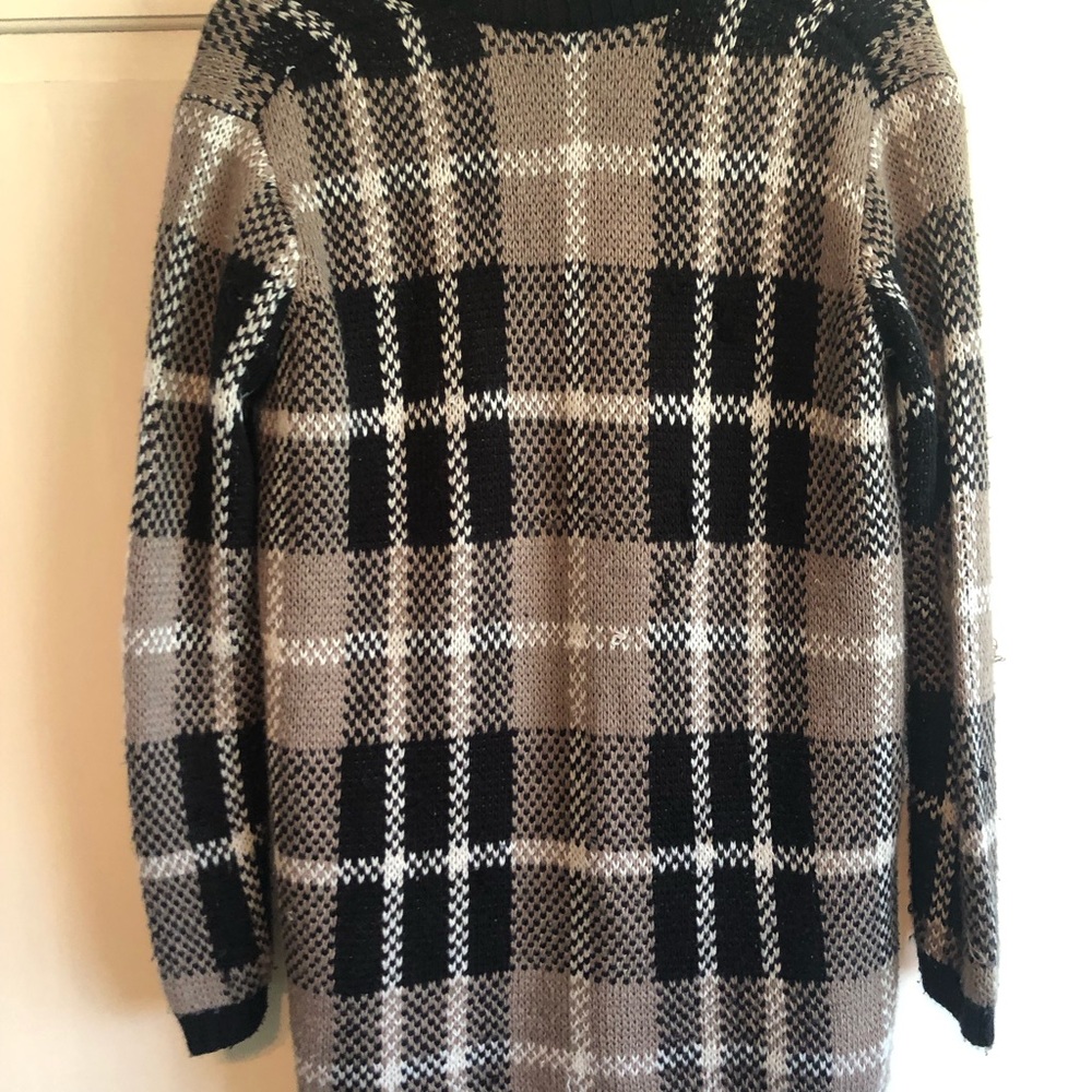 Cardigan - Picture 2 of 2